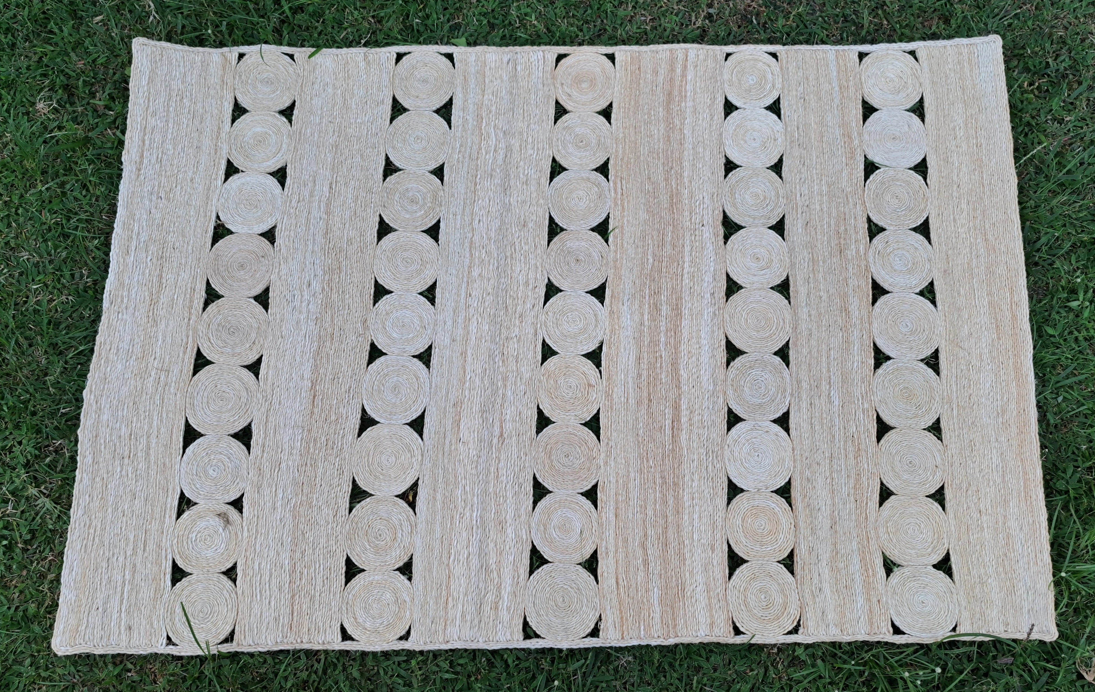 Tapis en Sisal "Ligne&rond" (1*1,50m) Maison Sisal