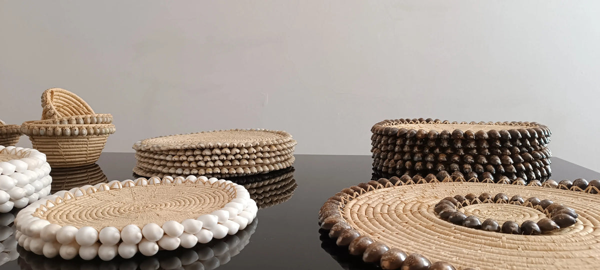 6 Sets de table en Raphia et coquillages marrons (30 cm) Maison Sisal